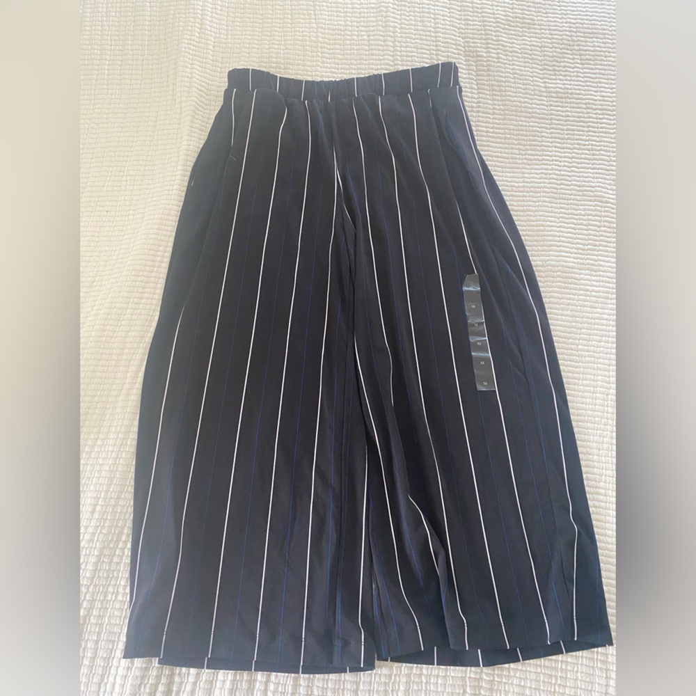 NWT banana republic factory wide leg crops